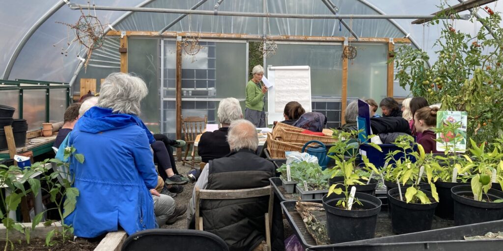 Climate Friendly Gardens – Introduction to Forest Gardening