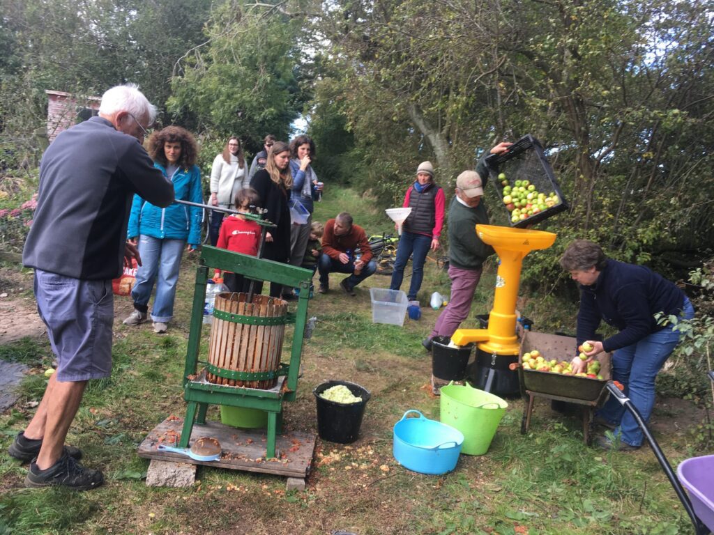 Strathkinness Apple Day