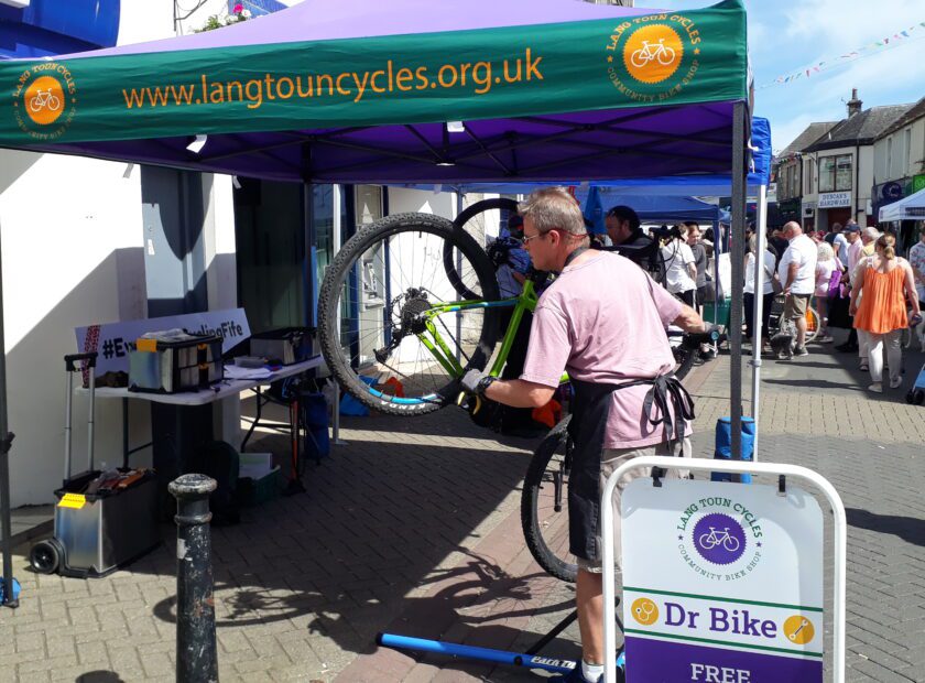 Dr Bike at YMCA Gallatown